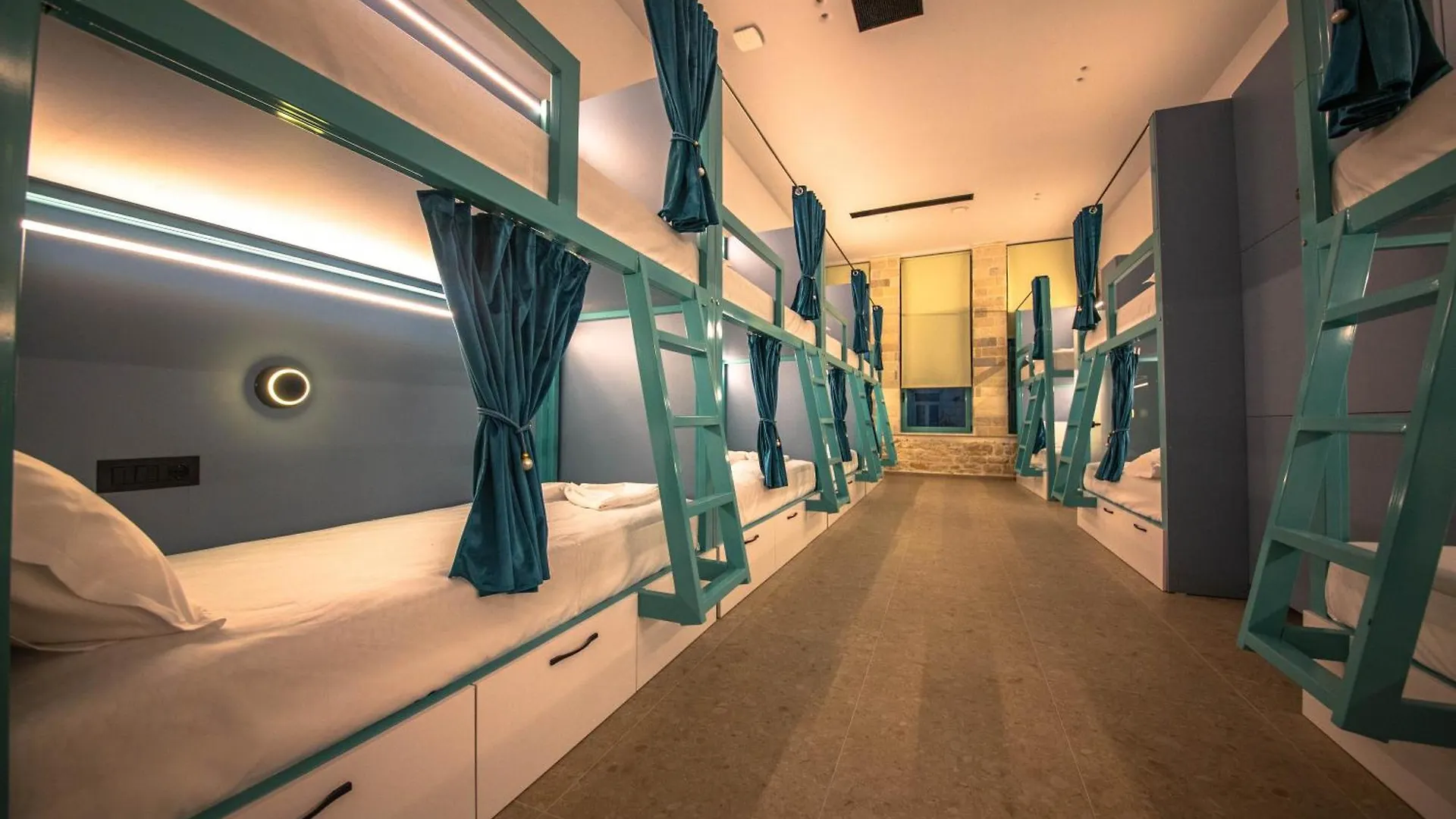 Vega 43 Hostel Sarandë
