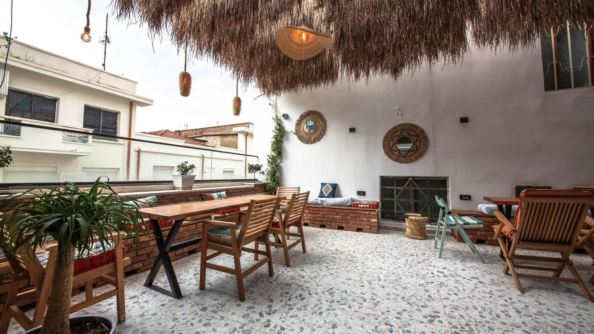 Vega 43 Hostel Sarandë